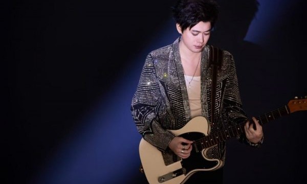 歌手高兴全突破曲风之作《开不了口》